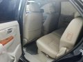 Toyota Fortuner v 4x4 top of the line-7