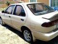 Nissan sentra series 3 ex saloon 96-6