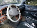 Kia carnival 2001-6