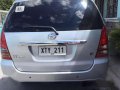 Well maintained Toyota Innova E 2005 Diesel MT for sale-4