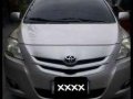Well maintained Toyota Vios 1.3 E MT 2010 model silver color for sale-0
