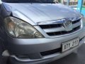 Well maintained Toyota Innova E 2005 Diesel MT for sale-3