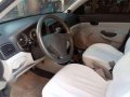 2010 Hyundai Accent MT White For Sale-6
