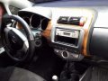 Honda Fit 1.5 Vtec (manual tranny)-1