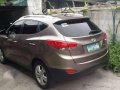 Very Fresh Hyundai Tucson ii 2010 MT for sale-2