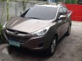 Very Fresh Hyundai Tucson ii 2010 MT for sale-0