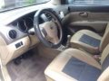 Nissan Grand Livina Elegance MT 2010-2
