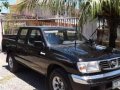 Nissan Frontier 2002 MT Black For Sale-5