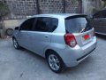 Chevrolet AVEO 1.5 hatchback 2009 top of the line-9