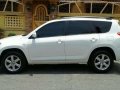 2006 Toyota RAV4 Automatic well maintained-7