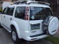 Ford Everest 2009 White For Sale-4