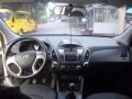 Very Fresh Hyundai Tucson 2010 Gas MT for sale-7