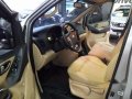 Hyundai Starex Gold AT 2011 Silver For Sale-8