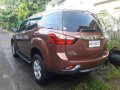 2015 Isuzu MUX (pajero montero fortuner innova -1