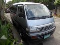 2005 Toyota Hiace van Automatic Diesel for sale-10