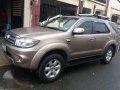 2009 Toyota Fortuner G 4x2 FOR SALE-3