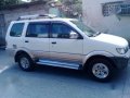 Isuzu Crosswind Gas White for sale-2