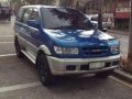 Isuzu Crosswind Blue 2004 AT for sale-1