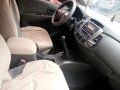 Toyota Innova 2.0 E Blue for sale-8