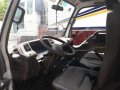 Isuzu Elf giga LOCAl 10ft dropside single tire-3