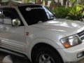 Mitsubishi Pajero 2004 MT White For Sale-0