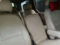 Kia CarnivaL 1999 Beige MT For Sale-4