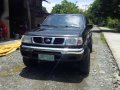 Nissan Frontier 4x4 MT 2002-5