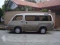 Toyota Hiace 2002 Beige AT Diesel For Sale-1