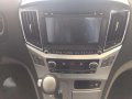 Hyundai Grand Starex Modern with Dual Sun Roof-4