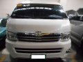 Toyota Super Grandia 2013 White -0