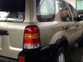 Ford Escape 2003 2.0 AT Gas Golden -4