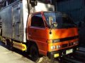 Isuzu Elf 4be1 inline 10x6ft aluminum van -5