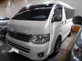 Toyota Super Grandia 2013 White -1