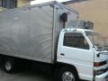 99 dor Isuzu Elf Npr wide 14ft alum van 6w eagle inline-1