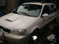 Kia Carnival 2002 White AT For Sale-0