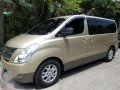 Hyundai Starex Golden 2009 AT For Sale-6