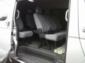 Toyota Hiace grandia gl 2013-5