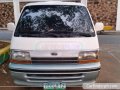 Toyota HIACE Diesel 2L turbo EFI 2005 Model-1