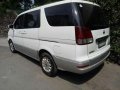 nissan serena local-0