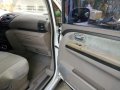 nissan serena local-2