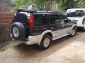 05 ford Everest 4x4 2005 mitsubishi Montero 4x4 05 adventure-1