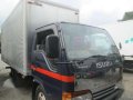 TMS 1119 #33 Isuzu Elf Aluminum Closed Van Truck-4