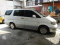 nissan serena local-1