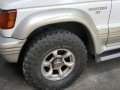 Mitsubishi pajero-0