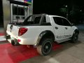2008 Mitsubishi strada 4x4-1