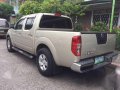 nissan navara 4x2 le 2010-1