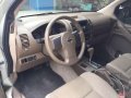 nissan navara 4x2 le 2010-2