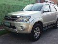 Toyota fortuner G 2006-3