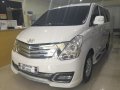 2017 Hyundai G.starex Automatic Diesel well maintained-3