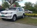 Toyota Fortuner G 2013 4x2 MT-5